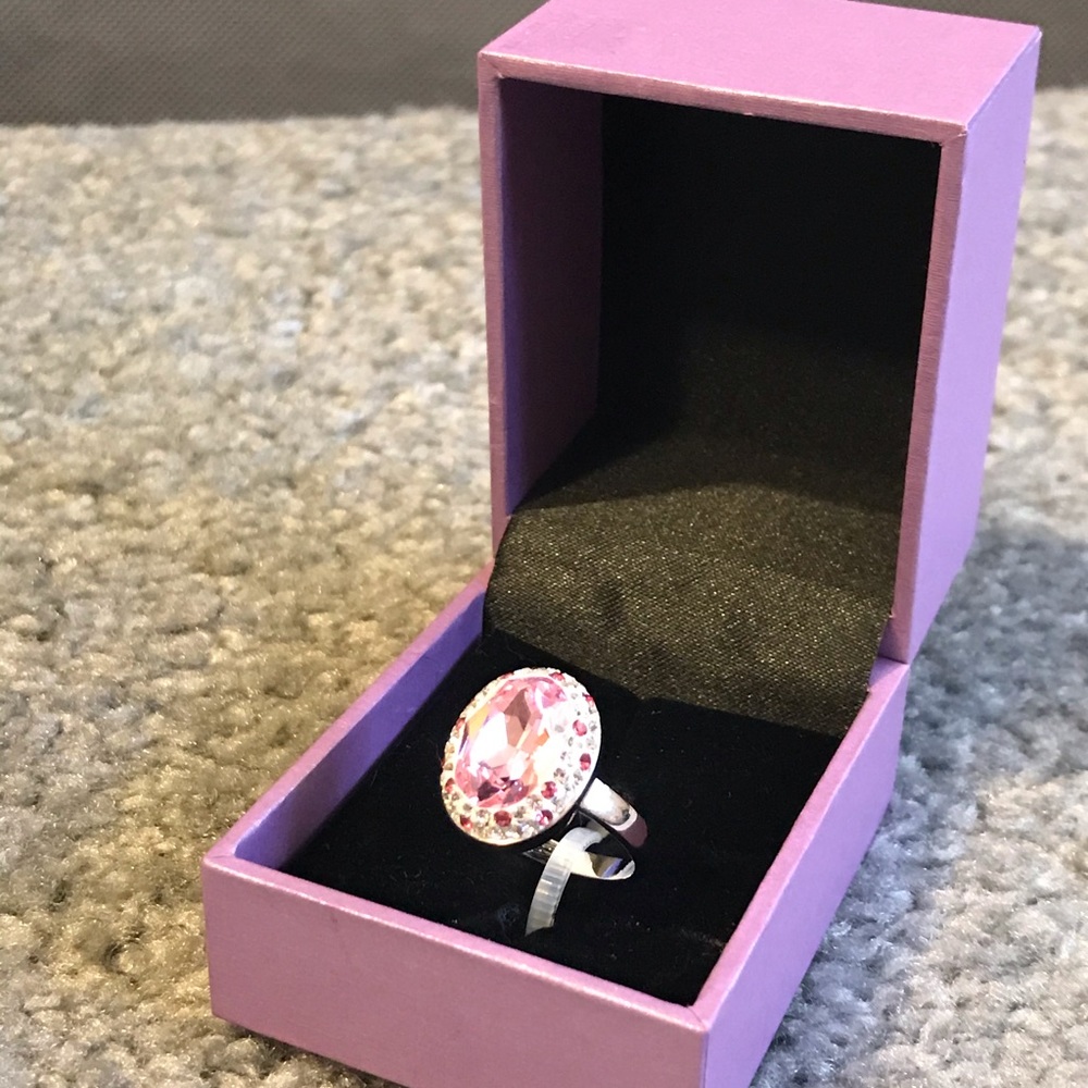 Pink Rhinestone Ring! BRAND NEW!! - Picture 3 of 5